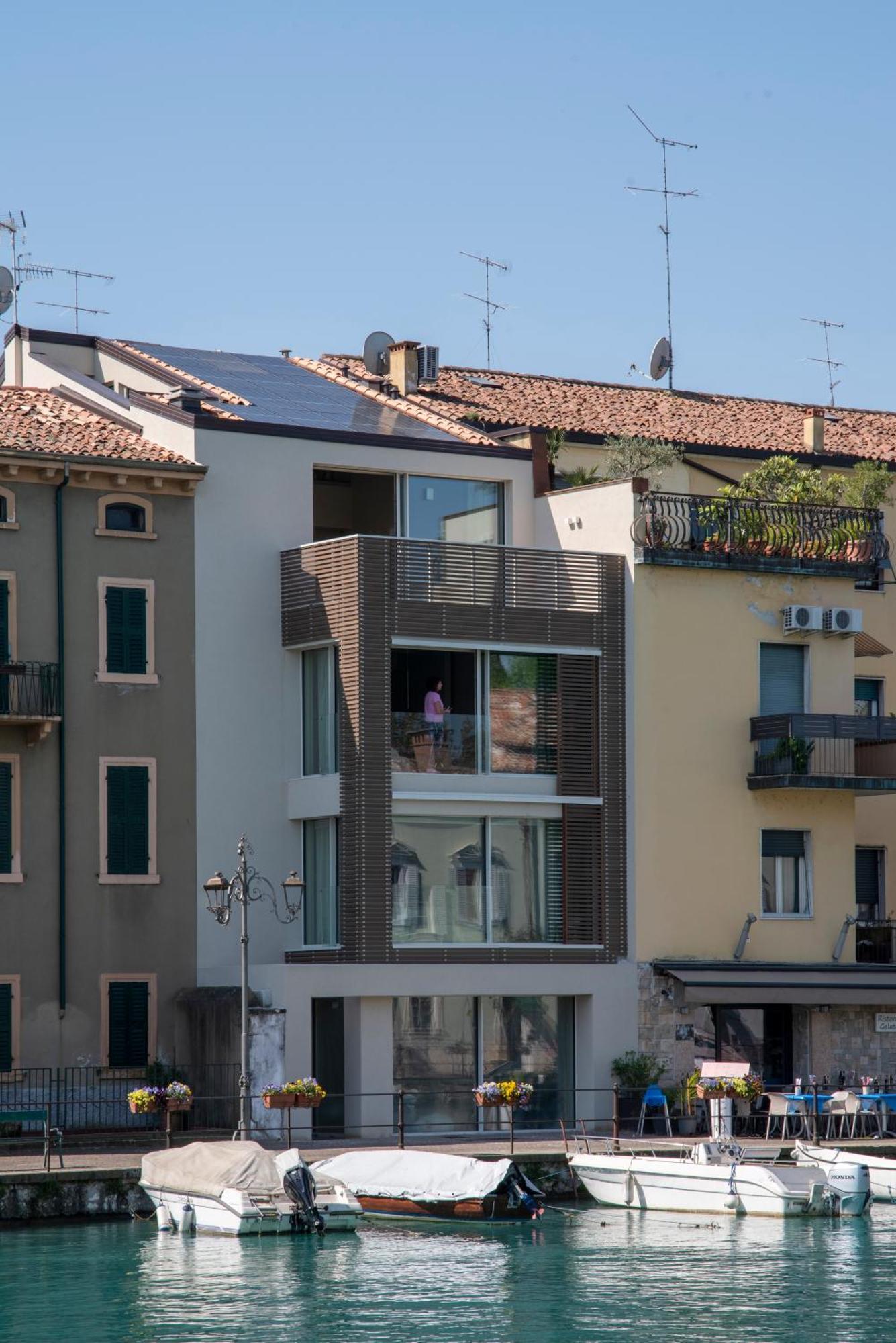 Palazzo Cordigero - Apartments ペスキエーラ・デル・ガルダ エクステリア 写真